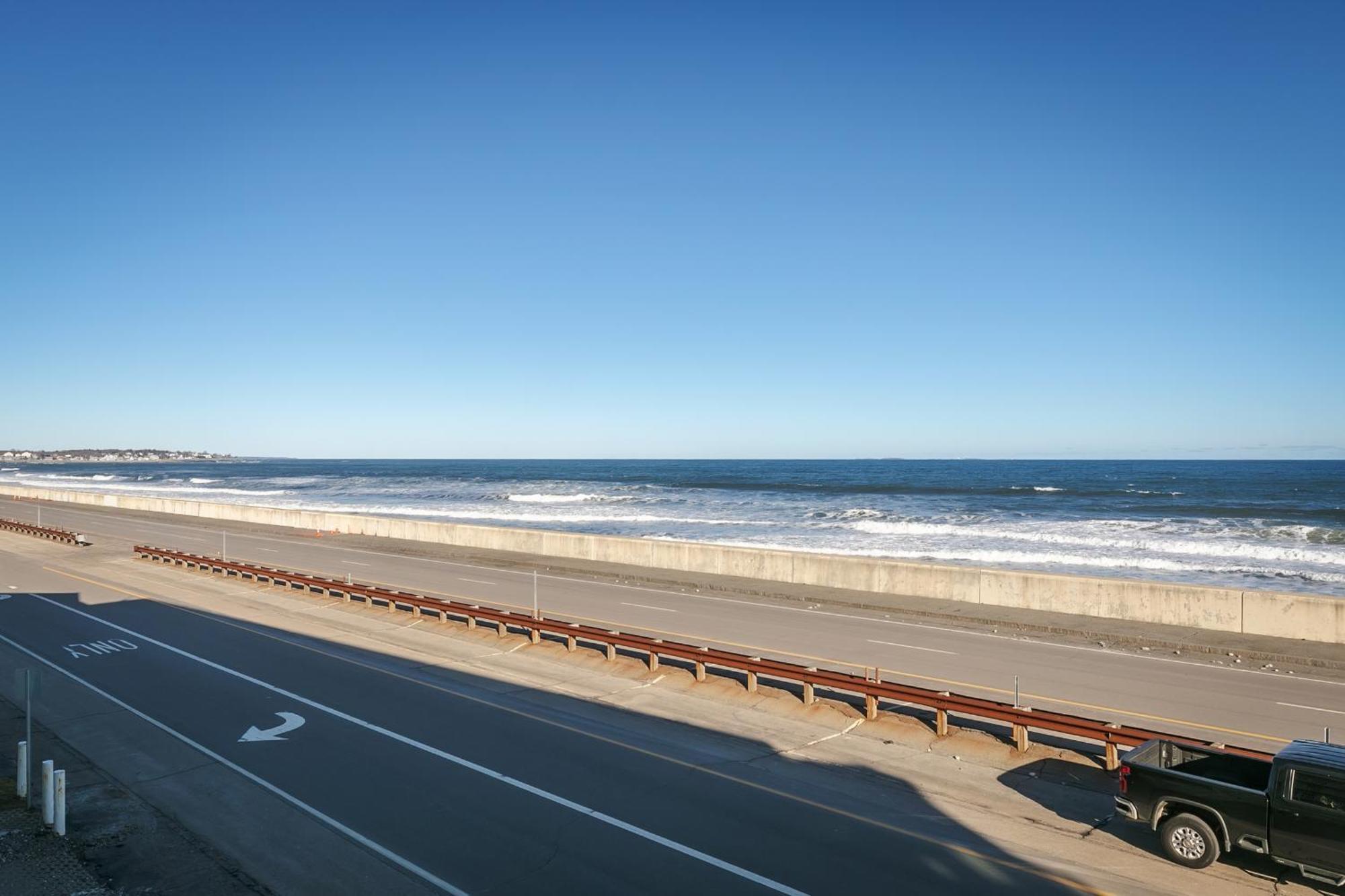 Direct Oceanfront Studio Suite! Hampton Buitenkant foto