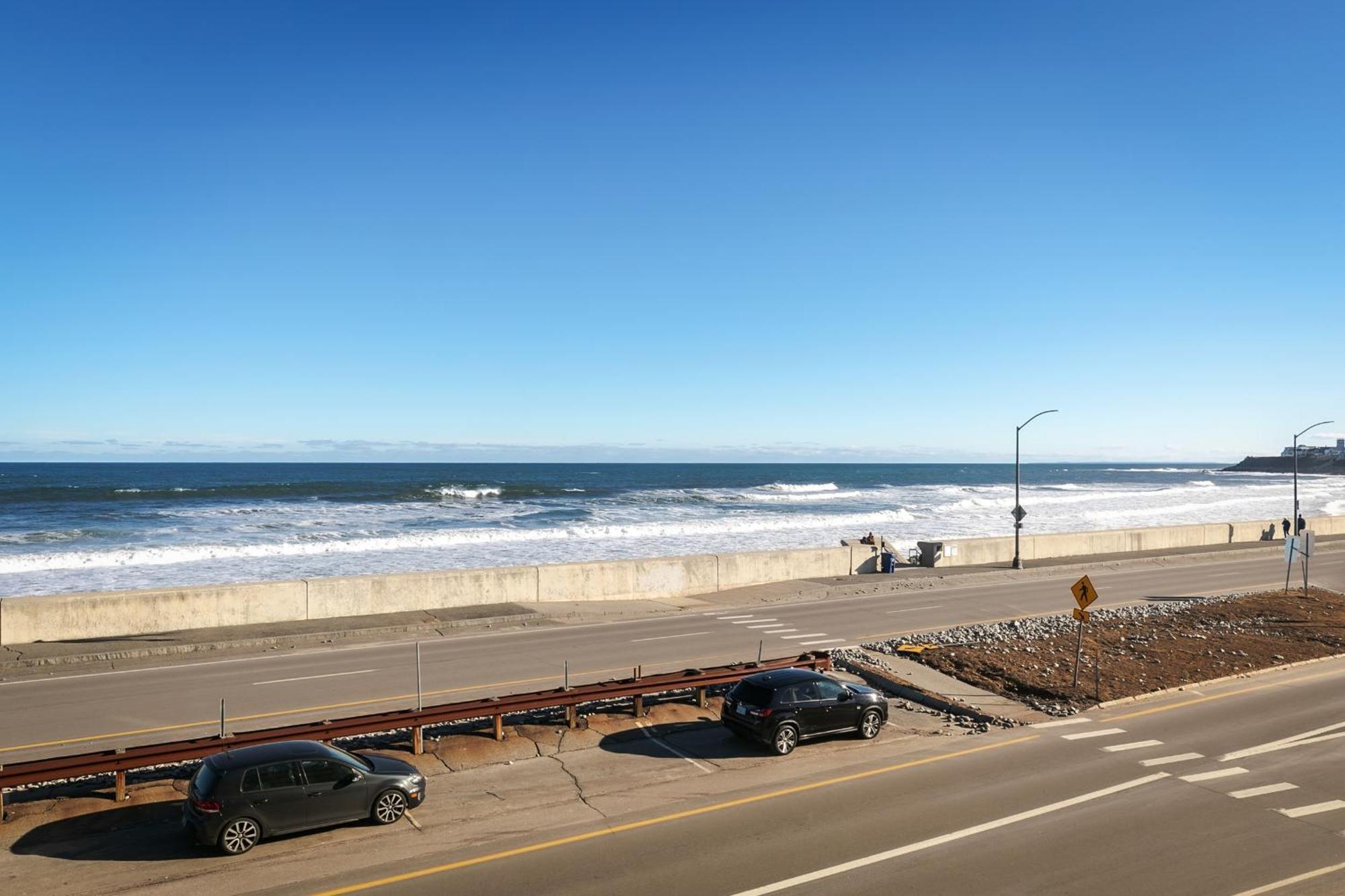 Direct Oceanfront Studio Suite! Hampton Buitenkant foto
