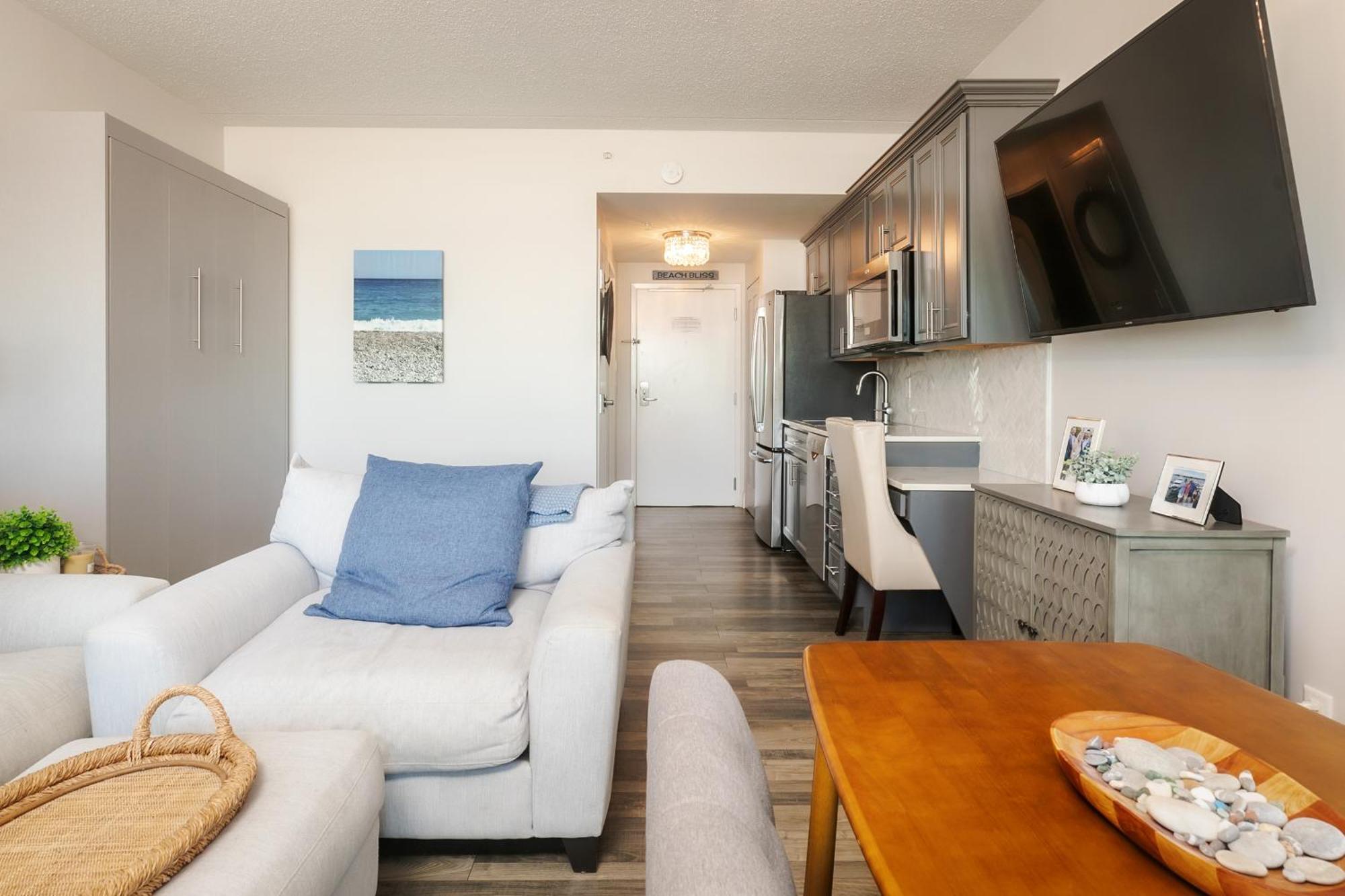Direct Oceanfront Studio Suite! Hampton Buitenkant foto